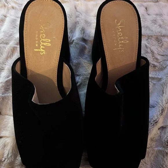 Shelly’s London Mules - Picture 4 of 4